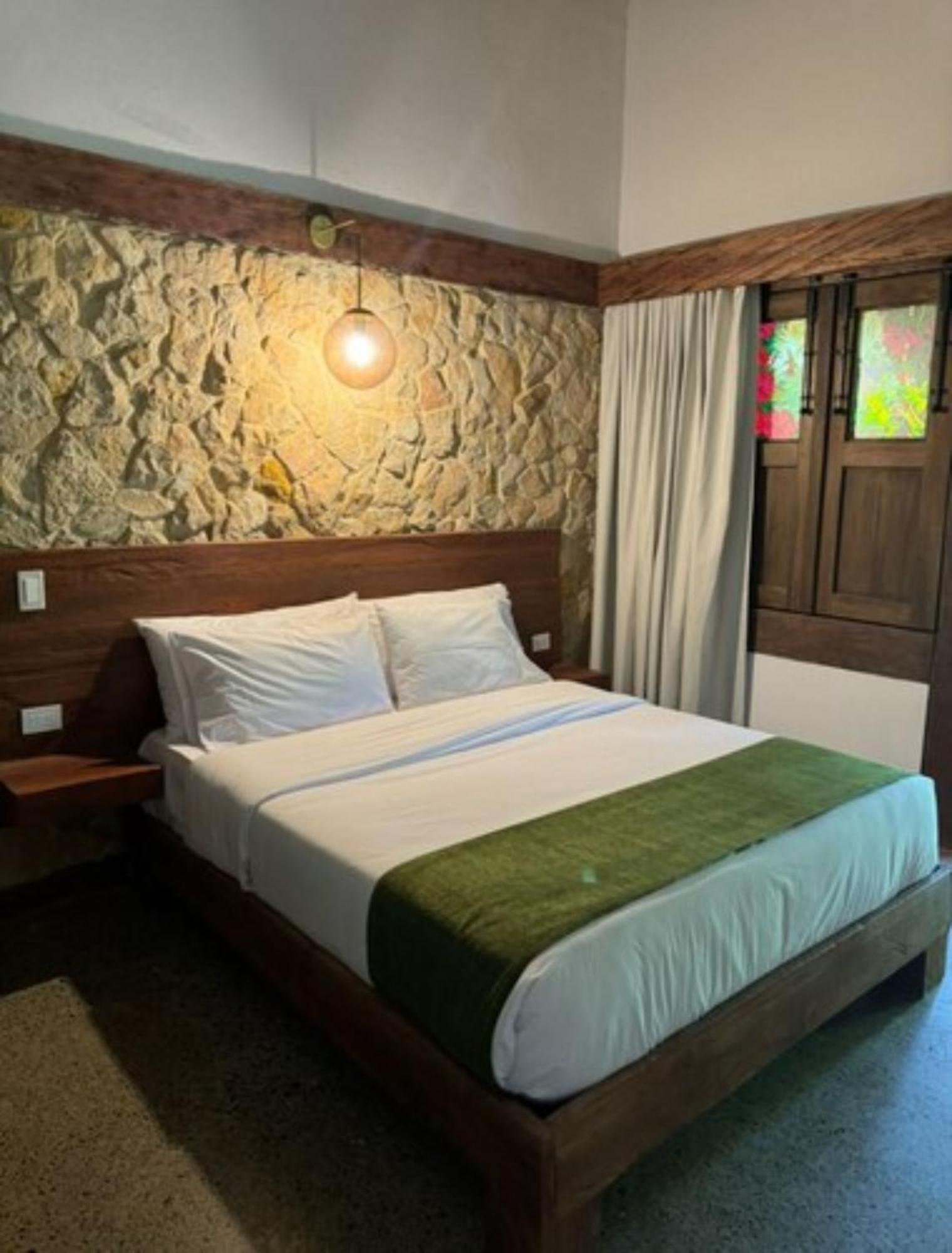 Hotel El Cielo En La Tierra Alcalá Extérieur photo