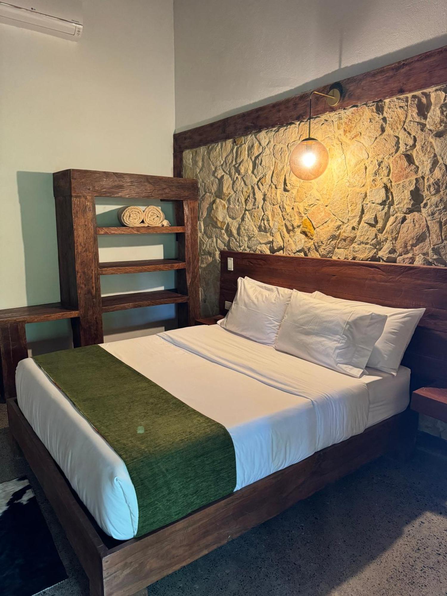 Hotel El Cielo En La Tierra Alcalá Extérieur photo